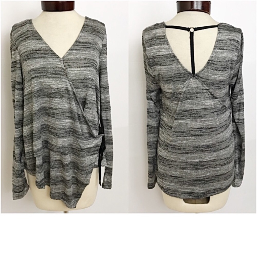 📍SALE Surplice Bow V-Neck Tunic Top M - Picture 7 of 7